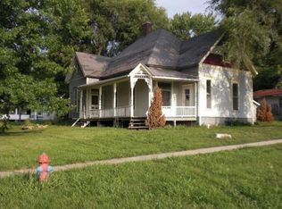 524 S Pine St, Cameron, MO 64429
