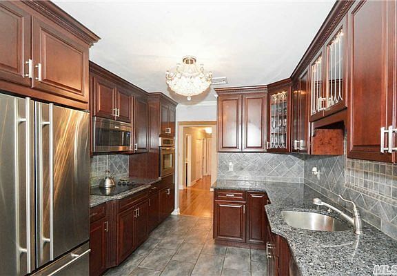 5th image of 108 Newham Ave