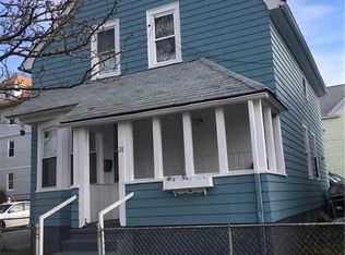 28 Hamilton St, Providence, RI 02907