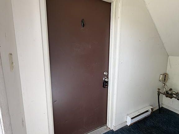 2nd image of 193 Rose Ave APT A