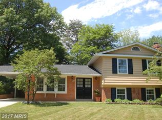 1728 Pine Valley Dr, Vienna, VA 22182