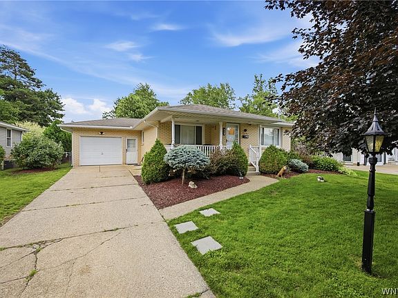 2nd image of 5051 Bradley Ln