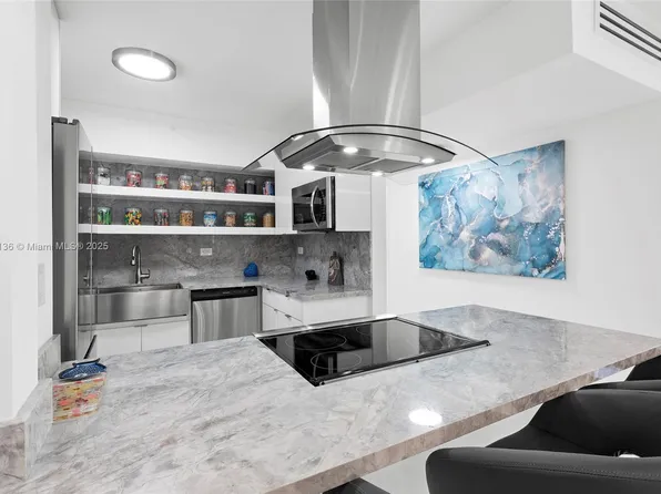 1500 Bay Rd APT 746S, Miami Beach, FL 33139