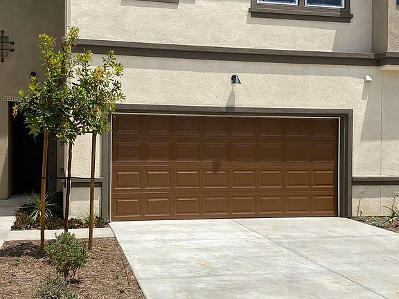 2nd image of 1143 Evelyn Dr