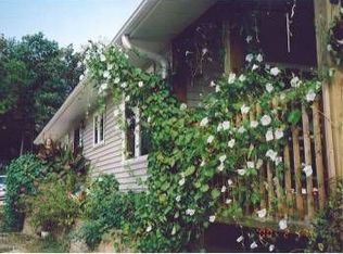 N7625 Christianson Rd, Mindoro, WI 54644