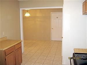 4th image of 503 Amber Ln