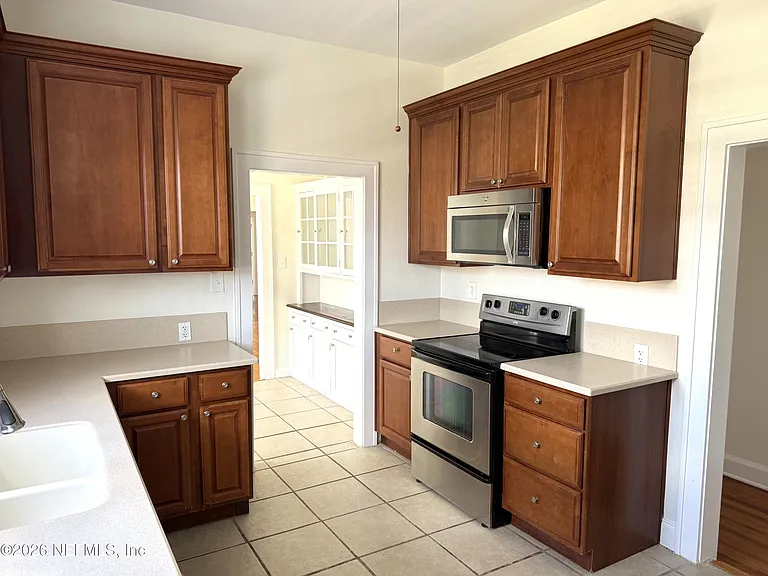1705 Mallory St — Photo 16