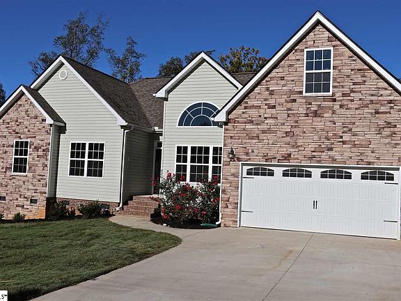 4th image of 426 Winding Brook Ct