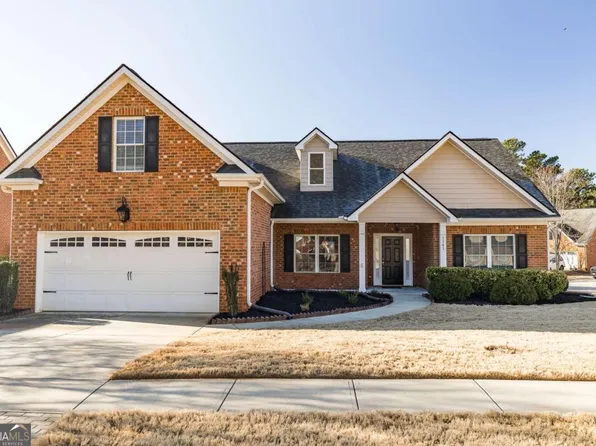 1141 Brookshire Dr, Bogart, GA 30622