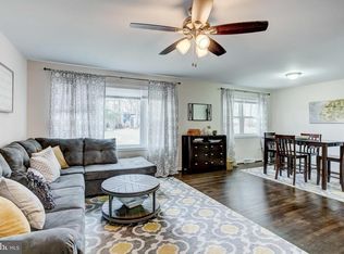 6226 Oak Hill Dr, Sykesville, MD 21784