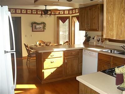 Bright and sunny kitchen