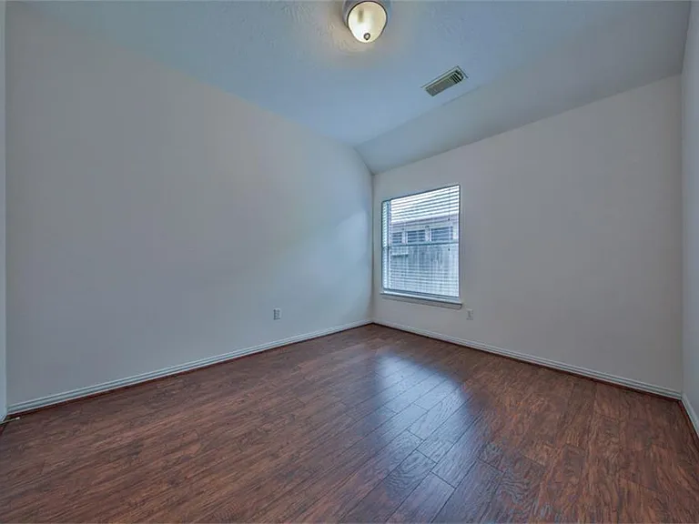 13803 Sherburn Manor Dr — Photo 15