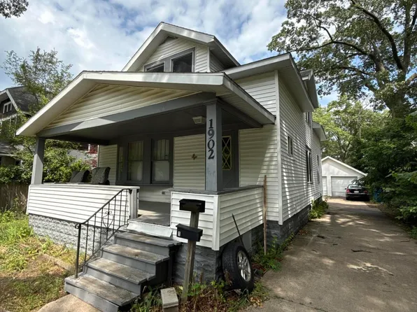 1902 Jefferson St, Muskegon, MI 49441