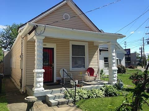 2nd image of 1419 S Shelby St