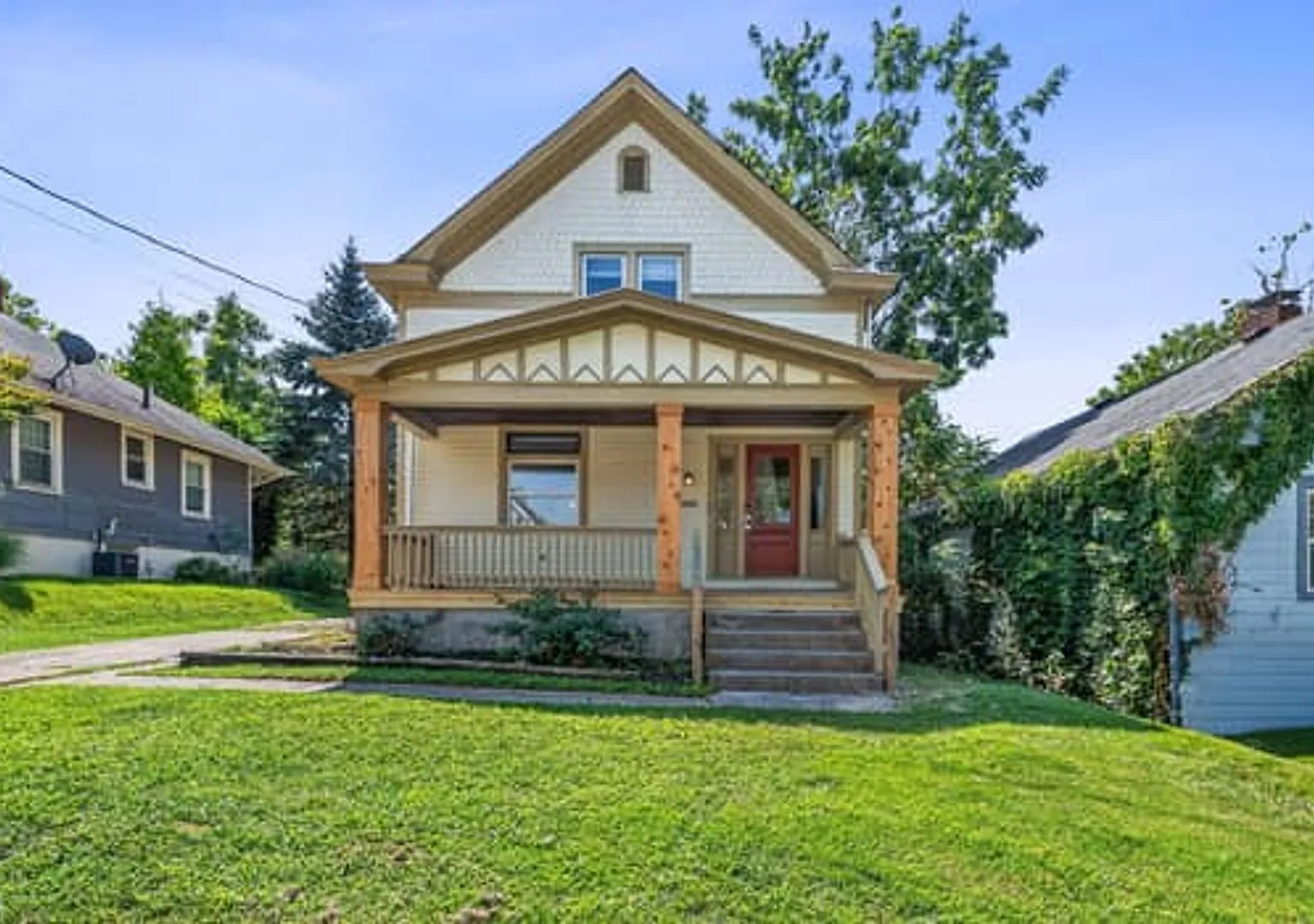 Cheviot- Adorable 3 Bed 2 Bath — Photo 1