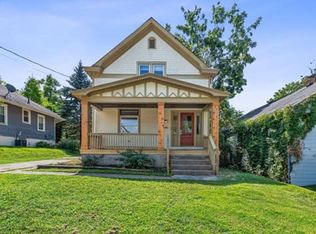 3819 Saint Martins Pl, Cincinnati, OH 45211