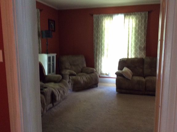 3rd image of 308 E Jefferson St