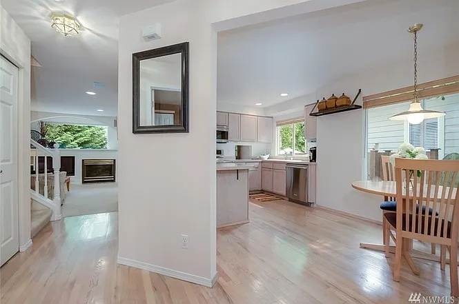 18815 20th Dr SE — Photo 2