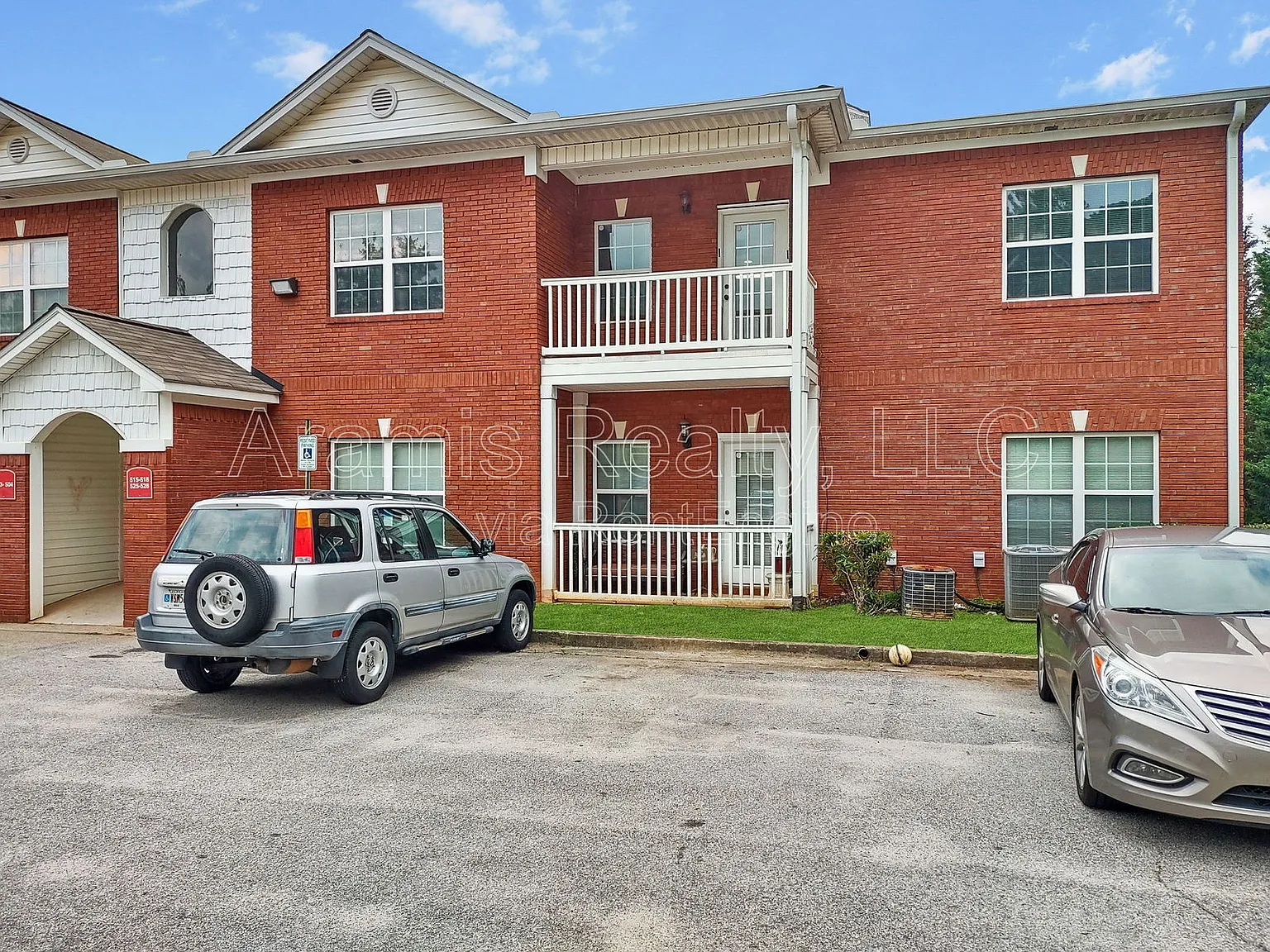 2 bed, 2.0 bath, 1256 sqft, $1,225 — Photo 1