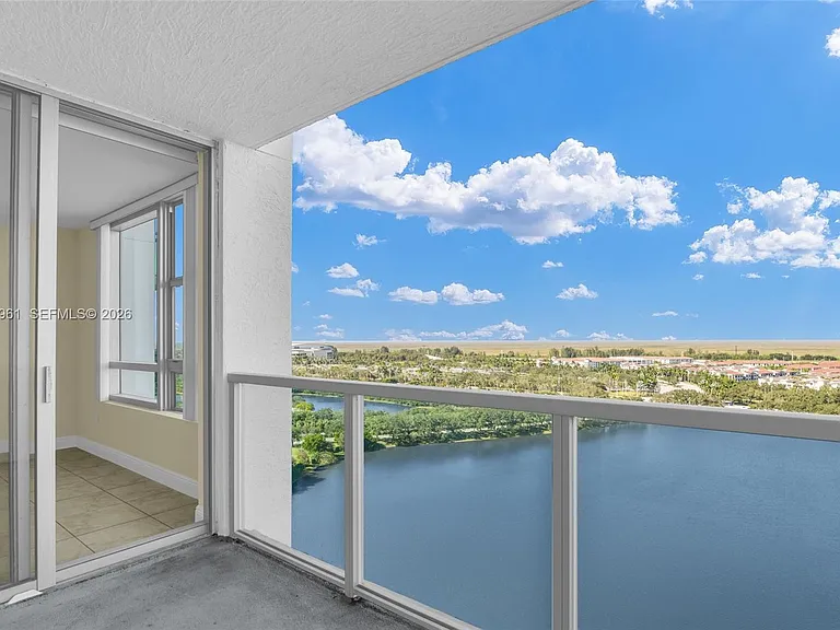 2681 N Flamingo Rd #1903S — Photo 15