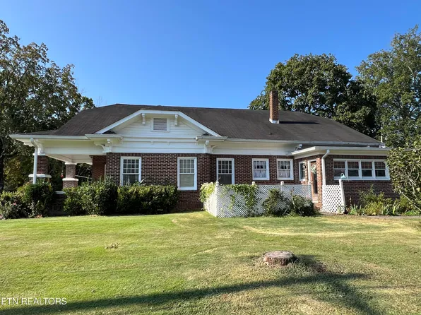 1300 Pennsylvania Ave, Etowah, TN 37331