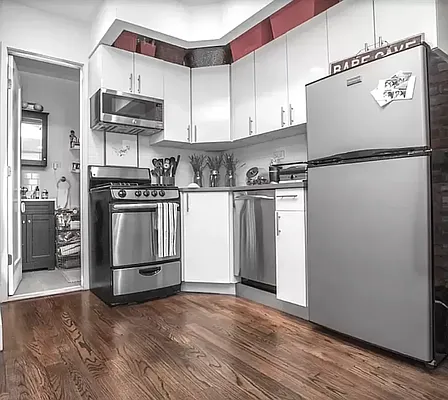 Rented by REAL New York | media 6