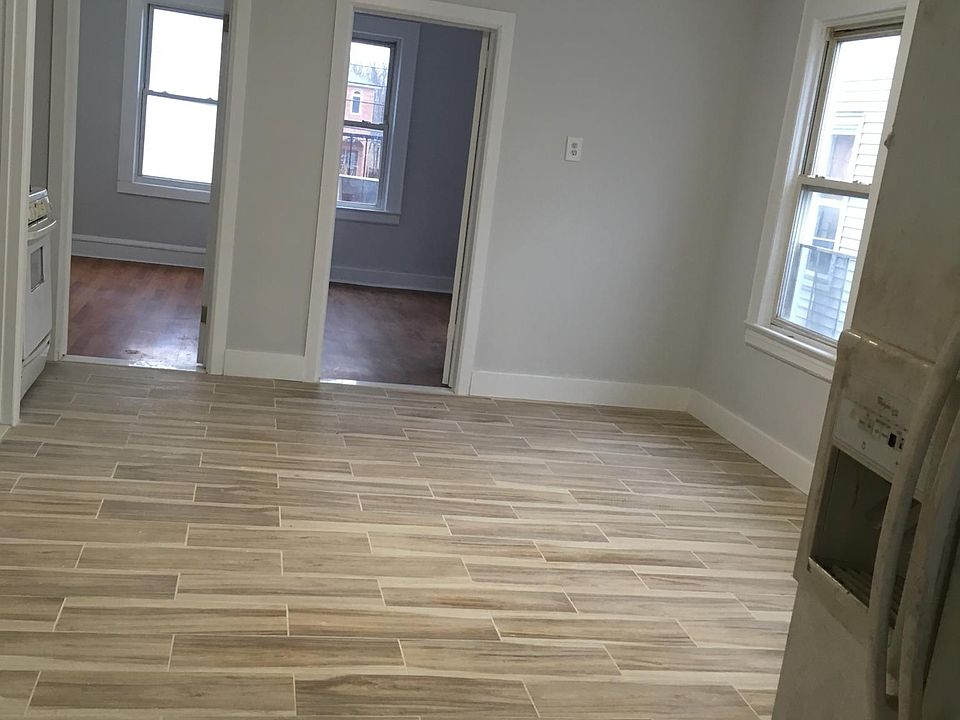 1st image of 24 McKay Ave