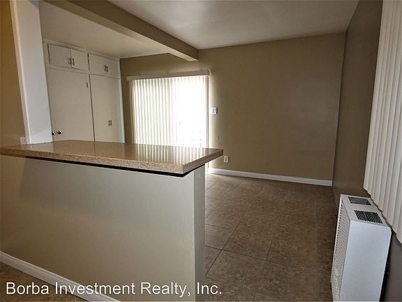 3rd image of 5731 California Ave APT A