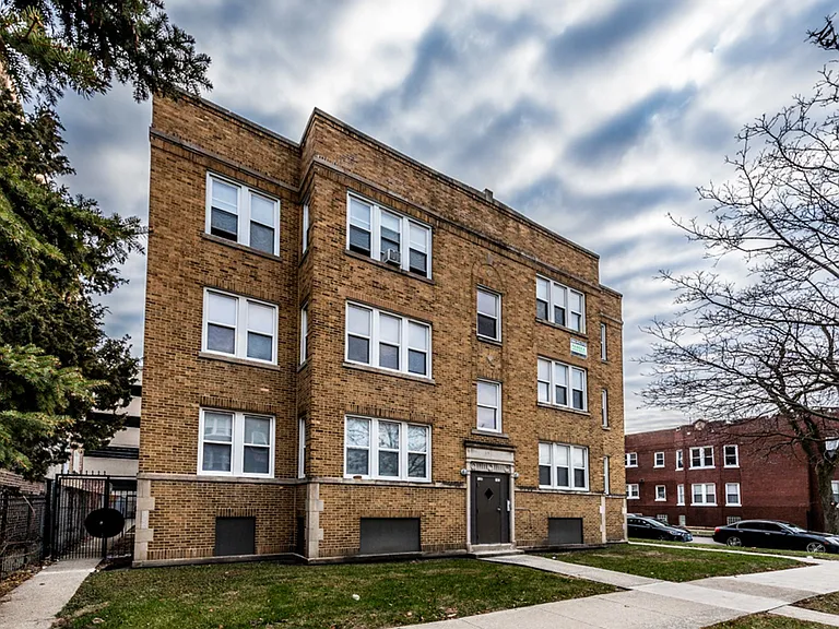 1101 N Lawler Ave — Photo 23