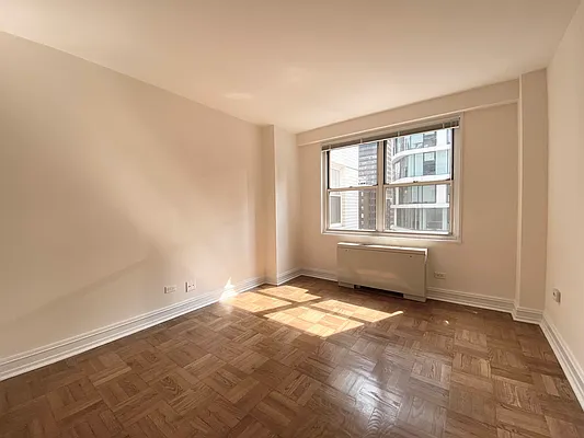 Rented by (Legacy) Elegran | media 9