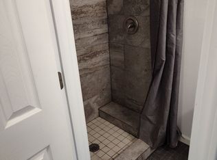 1328 S 25th Ave APT 2, Omaha, NE 68105