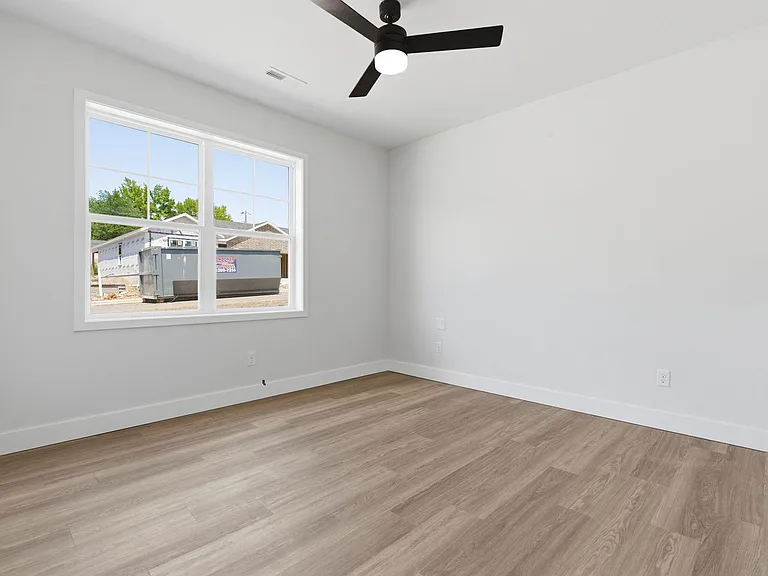 2331 E Olde Ivy St — Photo 21