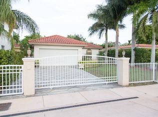 915 Red Rd, CORAL GABLES, FL 33134