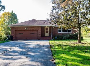 27050 Emery Rd, Orange, OH 44022