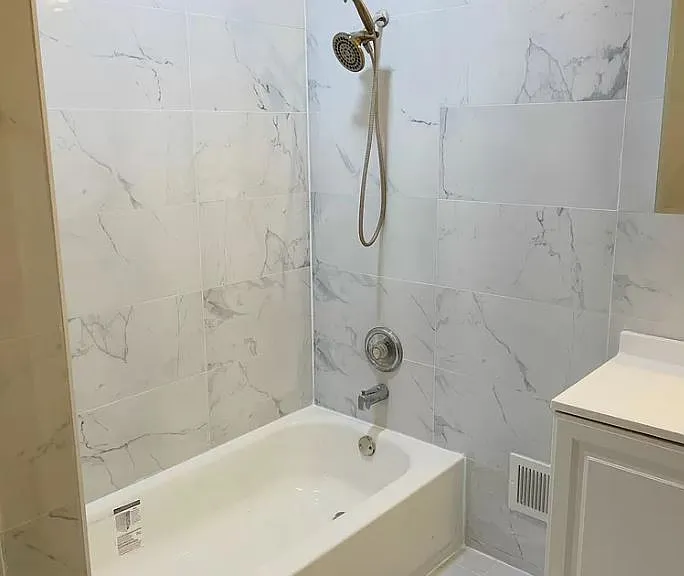 1919 Woodbridge Ave — Photo 2