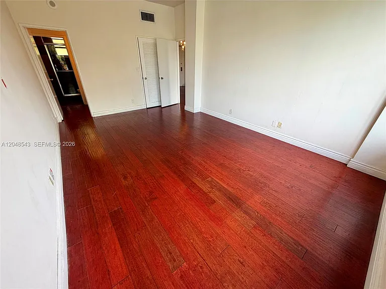 500 Three Islands Blvd #L25 — Photo 23