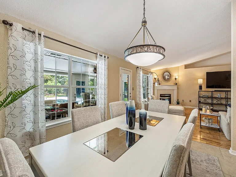 130 W Shipwreck Rd — Photo 13