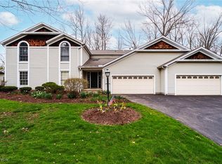 1348 Fox Run Dr #2, Youngstown, OH 44512