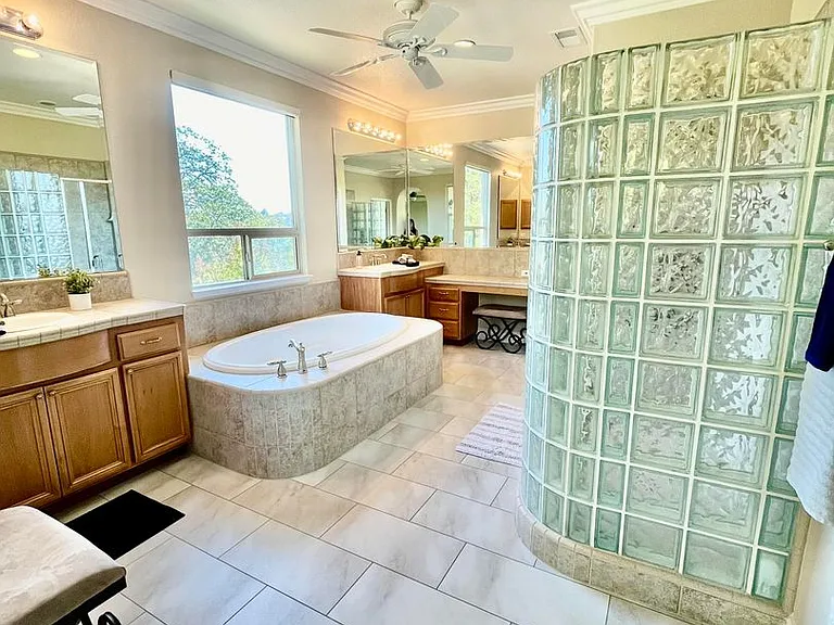 3381 Black Oak Dr — Photo 19