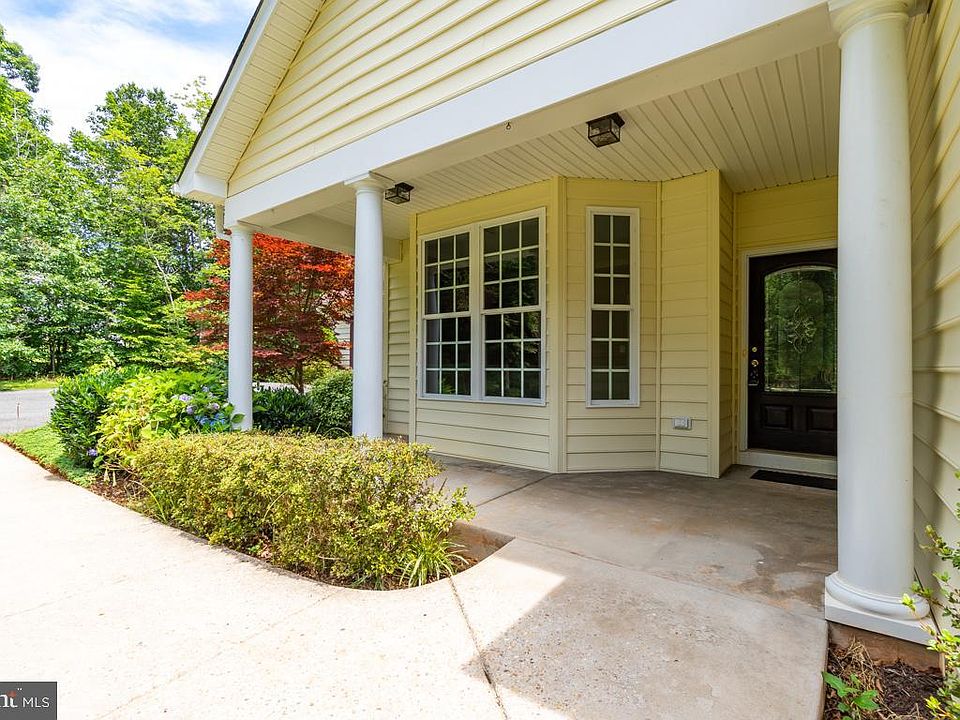 1st image of 49 River Acres Ln