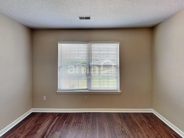8316 Crosser Dr — Photo 7