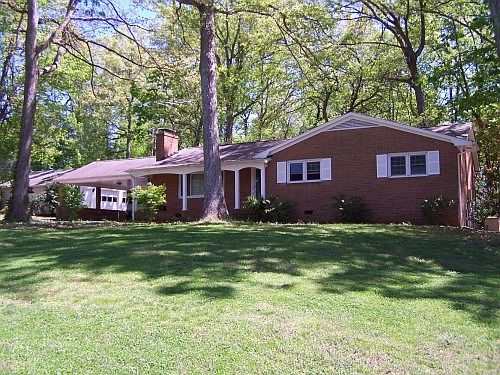 1st image of 702 E Ashland Dr