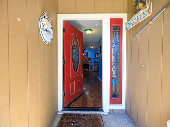 5th image of 3290 Vanderbilt Ave