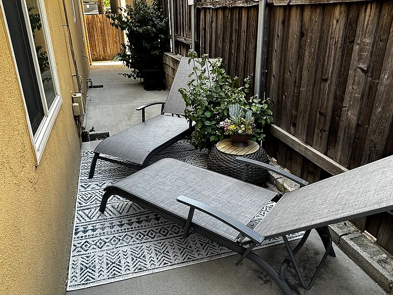 83 S Berkeley Ave #3 — Photo 9
