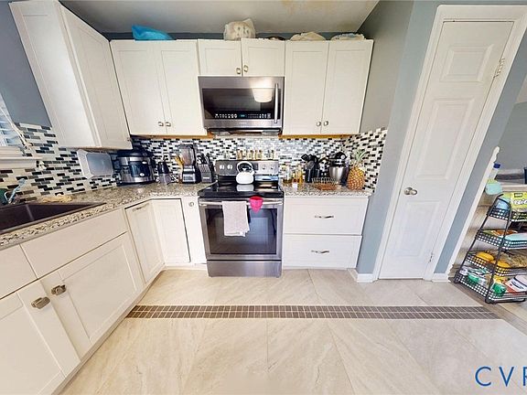 3rd image of 3608 Campion Ave