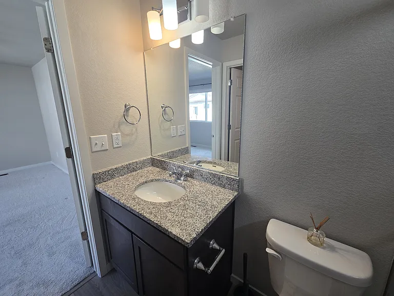 5772 Tramore Ct — Photo 27