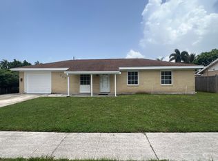 220 Davis Rd, Palm Springs, FL 33461