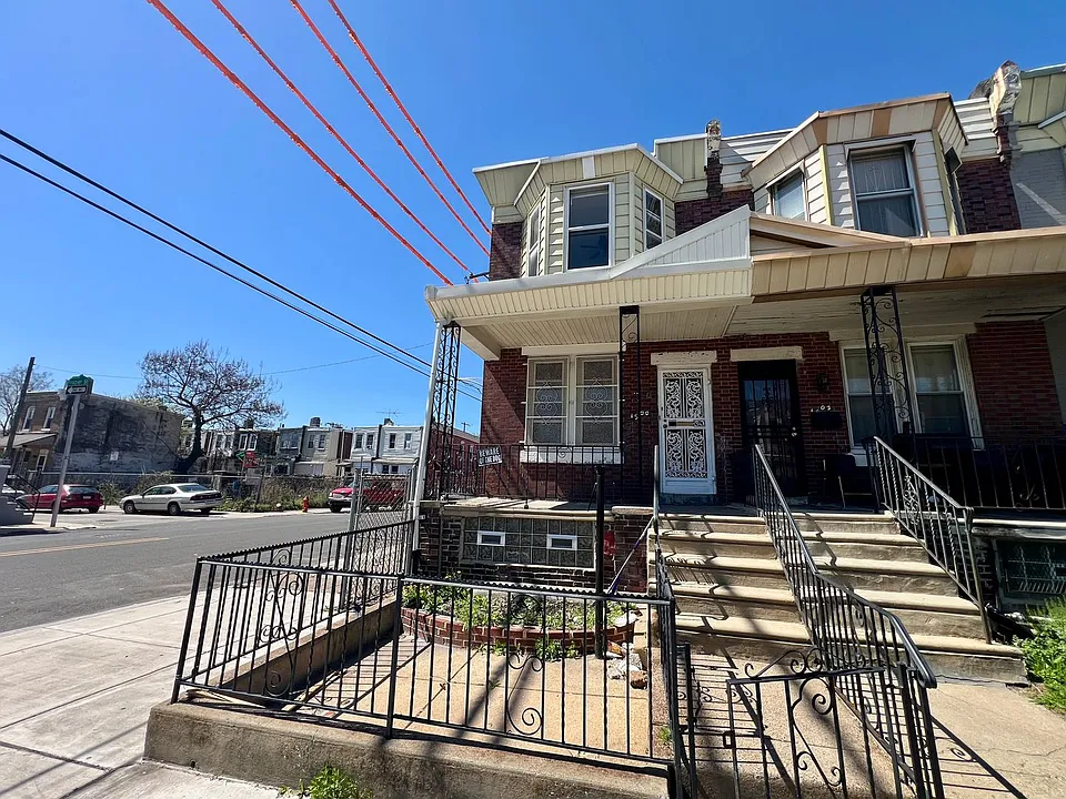 1500 N Frazier St