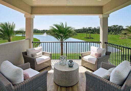 3rd image of 10450 Royal Cypress Way