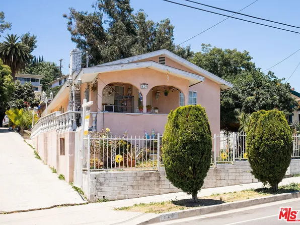 829 El Paso Dr, Los Angeles, CA 90042